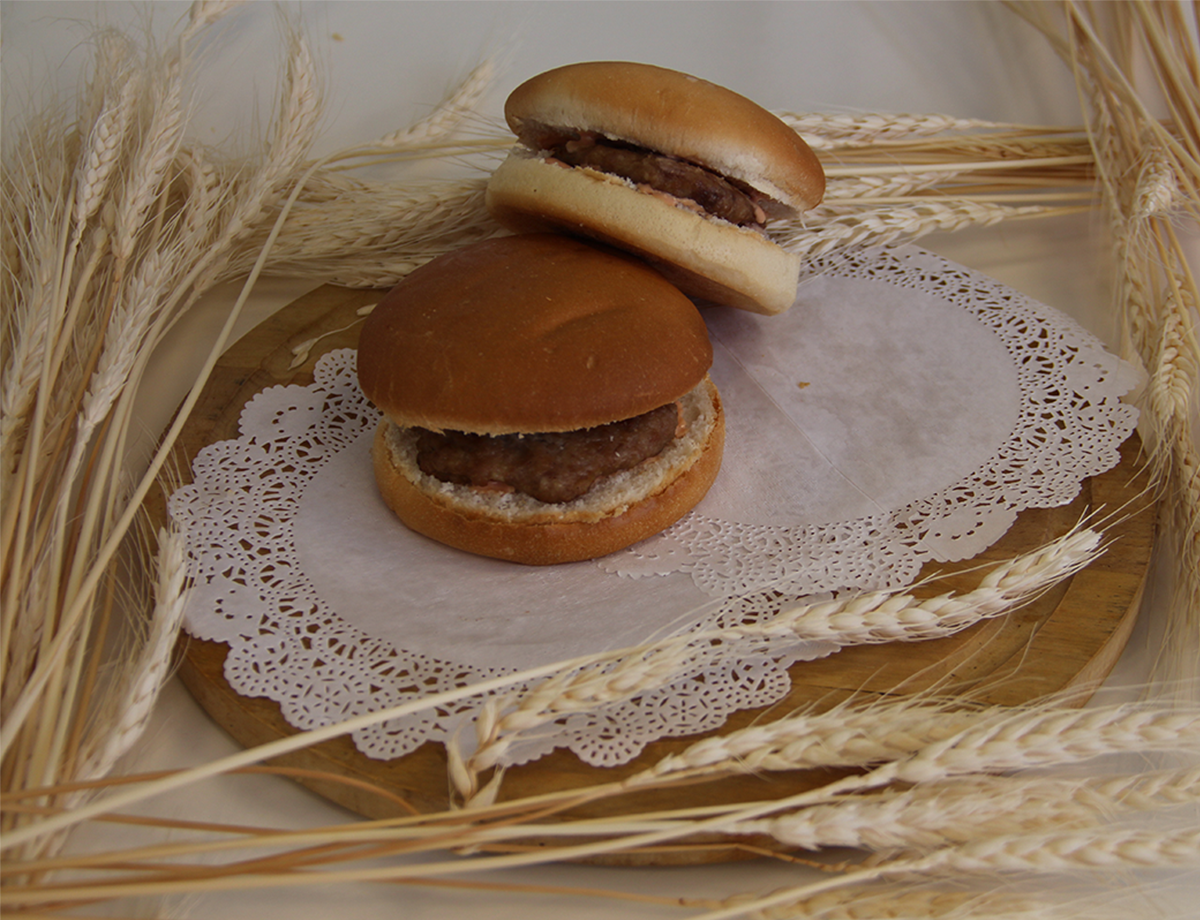 Гамбургер с котлетой